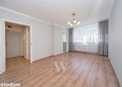 Jasne mieszkanie 2-pokojowe 33,88 m² | Zabudowana loggia | I piętro |