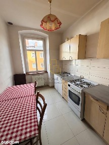 69 m² w Jeleniej Górze | Duży potencjał inwestycyjny, 1. piętro