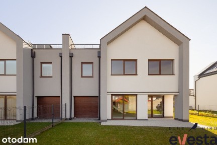 Dobrzykowice, 212 m², 6 pokoi, działka 495 m²