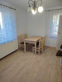 Wynajmę Mieszkanie 60 m Czernikowo,Parter mieszkasz jak Domu,podwórko.