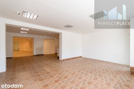 Lokal na parterze, ul. Denkowska 10, 200 m2.