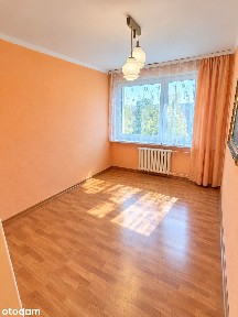 OKAZJA - Bezpośrednio 3 pokoje na Osiedlu Kwiatków, nowe okna, balkon