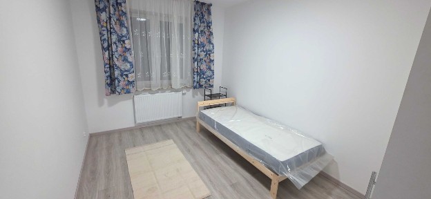 Świeżo odmalowane, 3-pokojowe mieszkanie (65 m²) - ul. Dyrekcyjna, Ursus (tuż przy stacji SKM!)