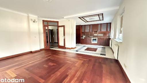 Wynajem 3-pokojowego apartamentu w Śródmieściu z garażem