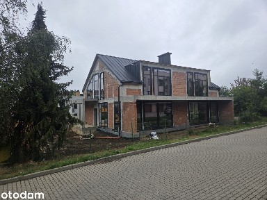 SPRZEDAM ROZPOCZĘTĄ BUDOWĘ W RZESZOWIE PRZY UL. PLENEROWEJ
