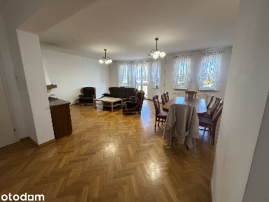 Unikatowe mieszkanie z kominkiem