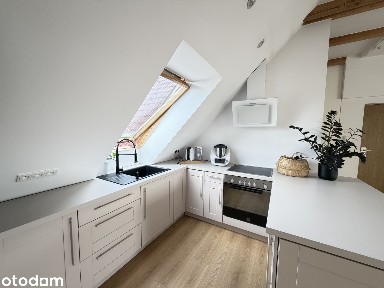 Przestronne, klimatyczne 3-pokojowe mieszkanie w - 96 m² po podłodze!