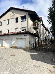 Sprzedam 2-poziomowe z garażem w Luboniu!