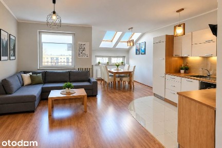 Dwupoziomowy Apartament 4 pokoje/2 loggie
