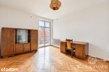 ul. Mostowa, balkon, 2 piętro