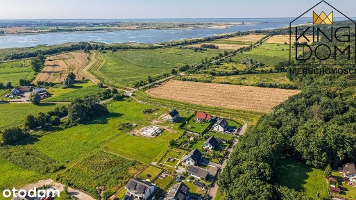 Nowoczesny dom z garażem w stanie deweloperskim