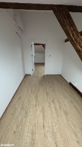 Gabinety na cele usługowe, biurowe, ul. Grunwaldzka 17