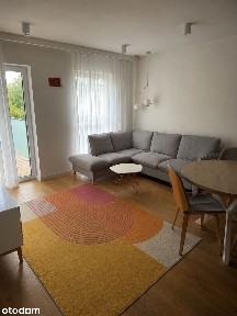 Mieszkanie 3-pokojowe z balkonem i garażem. Apartamenty Skowronie