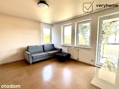Wygodne, oddzielna kuchnia, duży balkon, top lokal