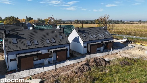 Komfortowy przestronny lokal mieszkalny w bliźniaku