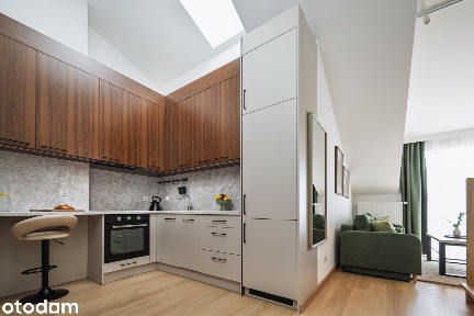 Kawalerka z balkonem w kamienicy, gotowa do zamieszkania - 26,46 m²