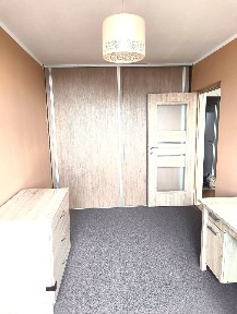 CENTRUM,ok. SKY TOWERA,3pok,46m2,MIEJSKIE MEDIA,BALKON,PIWNICA,WINDA