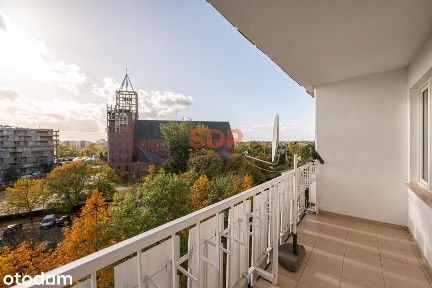Trzy pokoje z dużym balkonem na Różance we Wrocławiu