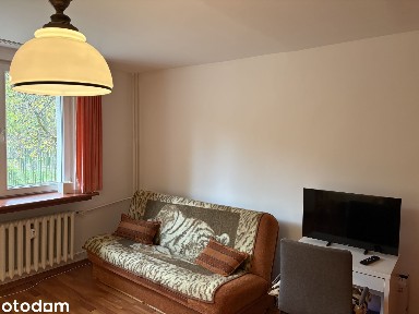 Przytulna kawalerka (29,5 m 2) na Marysinie Wawerskim